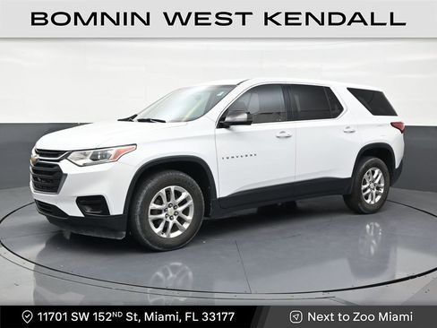 Used 2019 Chevrolet Traverse LS FWD image 1