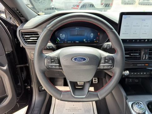 Used 2023 Ford Escape ST-Line Elite w/ Premium Technology Package AWD/4WD image 41