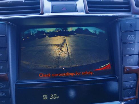 Used 2010 Lexus LS 460 AWD image 12