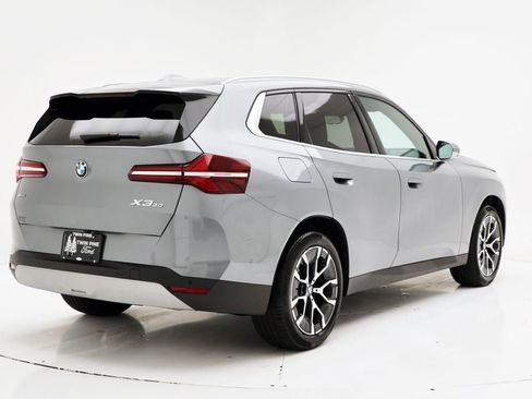 Used 2025 BMW X3 xDrive30i w/ Premium Package image 9