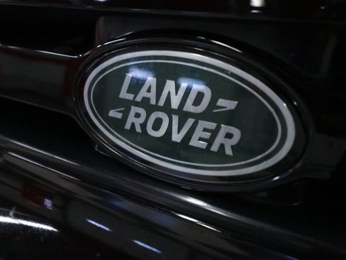 Used 2023 Land Rover Defender 110 X image 34
