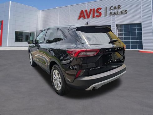 Used 2025 Ford Escape Active AWD/4WD image 9