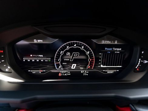 Used 2022 Lamborghini Urus AWD/4WD image 10