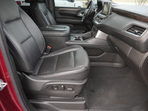 Used 2021 Chevrolet Tahoe LT w/ LT Signature Package image 19