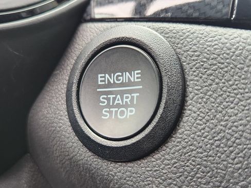 Used 2025 Ford Escape ST-Line Select AWD/4WD image 12