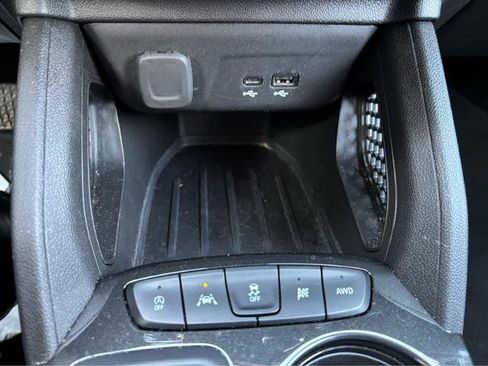 Used 2025 Chevrolet TrailBlazer LT AWD/4WD image 22