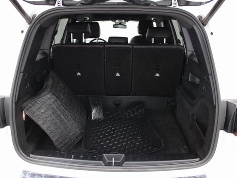 Used 2021 Mercedes-Benz GLB 250 image 24