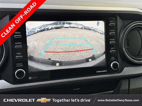 Used 2020 Toyota Tacoma TRD Off-Road image 19
