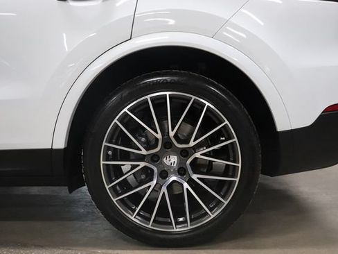 Used 2019 Porsche Cayenne S AWD/4WD image 35