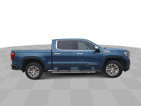 Used 2024 GMC Sierra 1500 Denali w/ Technology Package AWD/4WD image 9