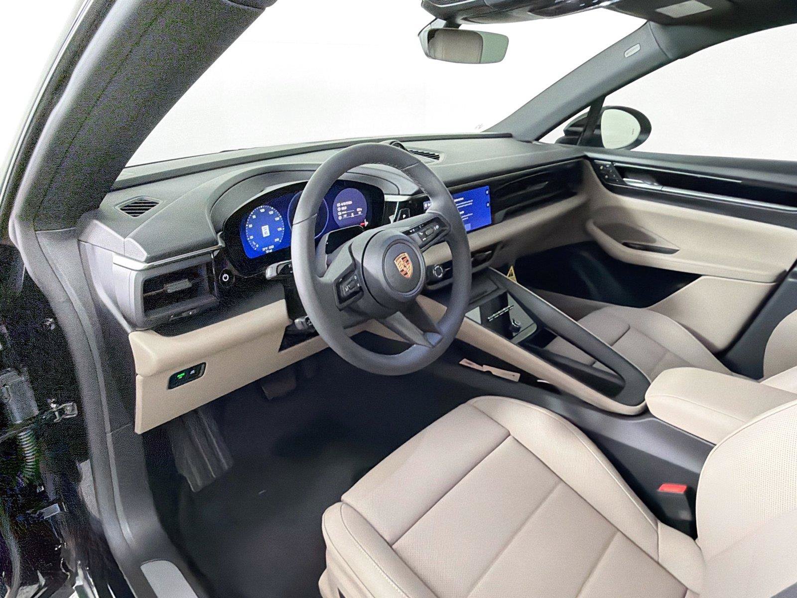 Used 2026 Porsche Macan 4 Electric AWD/4WD image 4