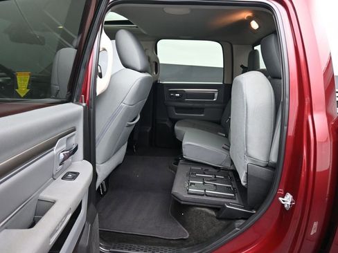 Used 2017 RAM 2500 Big Horn w/ Sport Appearance Group image 34