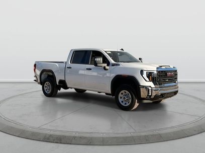 New 2026 GMC Sierra 2500 Pro w/ Convenience Package