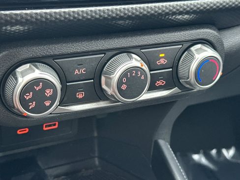 Used 2023 Nissan Kicks SV image 21