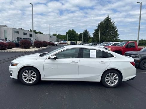 Used 2022 Chevrolet Malibu LT FWD image 4