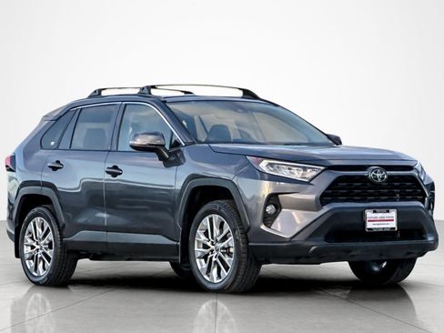 Certified 2021 Toyota RAV4 XLE Premium w/ Carpet Mat Package (TMS) image 7