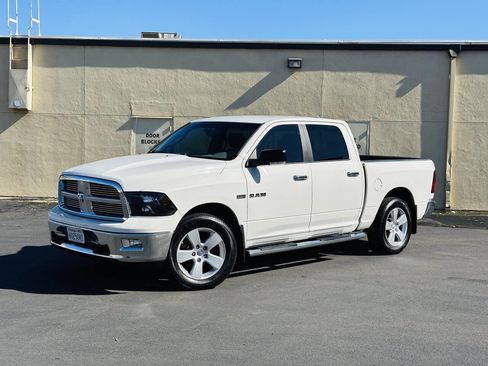 Used 2009 Dodge Ram 1500 Truck SLT w/ Big Horn Regional Pkg image 4