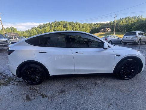 Used 2020 Tesla Model Y Long Range AWD/4WD image 7