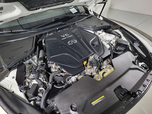 Used 2022 INFINITI Q60 Red Sport 400 image 9