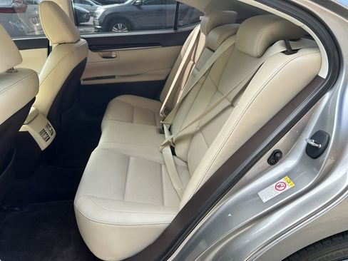 Used 2018 Lexus ES 350 image 6