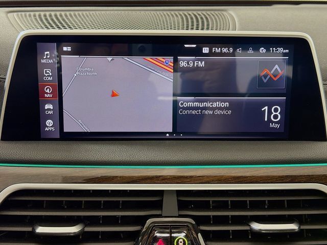 Used 2022 BMW 750Li xDrive AWD/4WD image 17