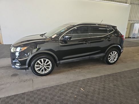 Used 2020 Nissan Rogue Sport SV w/ Technology Package image 10