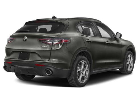 Used 2024 Alfa Romeo Stelvio Quadrifoglio AWD/4WD image 5