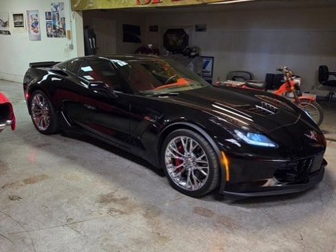 Used 2015 Chevrolet Corvette Z06 w/ 2LZ Preferred Equipment Group image 8