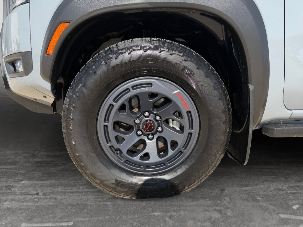 Used 2026 Nissan Frontier PRO-4X w/ Pro-4x Convenience Package AWD/4WD image 9