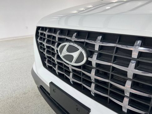 Used 2025 Hyundai Venue SEL FWD image 30