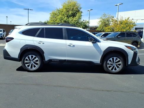 Certified 2025 Subaru Outback Premium w/ Popular Package #1A image 8