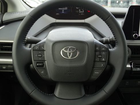 New 2026 Toyota Prius LE image 16