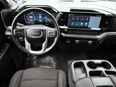 Used 2024 GMC Sierra 1500 Elevation w/ X31 Off-Road Package AWD/4WD image 6