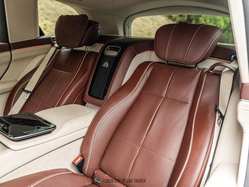 Used 2023 Mercedes-Benz Maybach GLS 600 4MATIC image 40