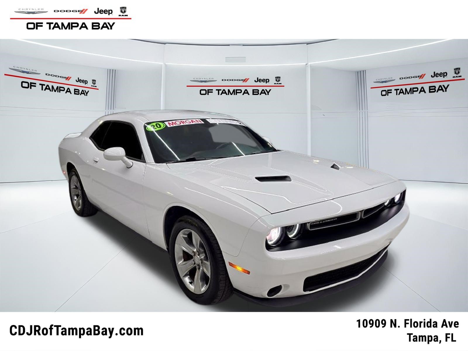 Used 2020 Dodge Challenger SXT RWD image 1