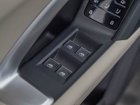 New 2025 Audi Q5 Premium Plus image 15