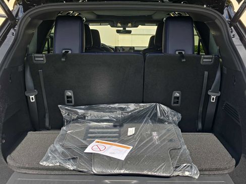 New 2026 INFINITI QX60 Sport w/ Dark Cargo Package image 10