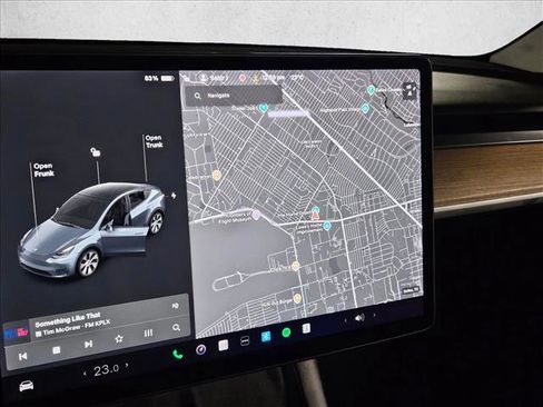 Used 2021 Tesla Model Y Long Range image 12