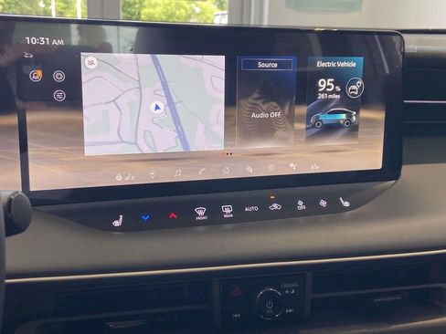 New 2026 Nissan Leaf Platinum+ FWD image 26