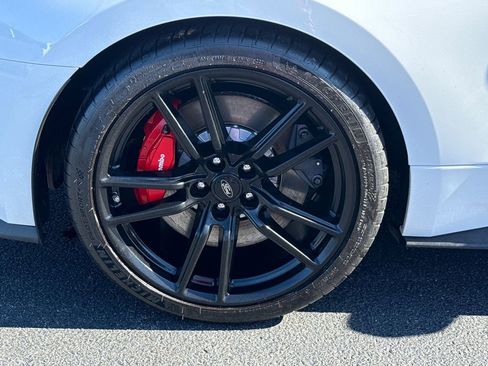 Certified 2021 Ford Mustang Shelby GT500 w/ Technology Package image 16