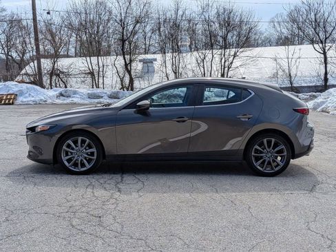Used 2019 MAZDA MAZDA3 AWD Hatchback w/ Preferred Pkg image 8