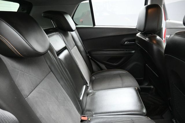 Used 2019 Chevrolet Trax LT FWD image 29