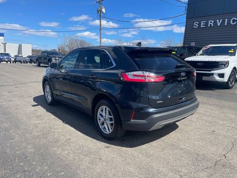 Certified 2023 Ford Edge SEL w/ Convenience Package AWD/4WD image 3