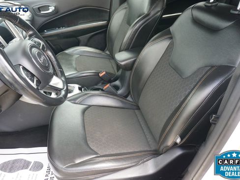 Used 2018 Jeep Compass Latitude w/ Popular Equipment Group AWD/4WD image 27