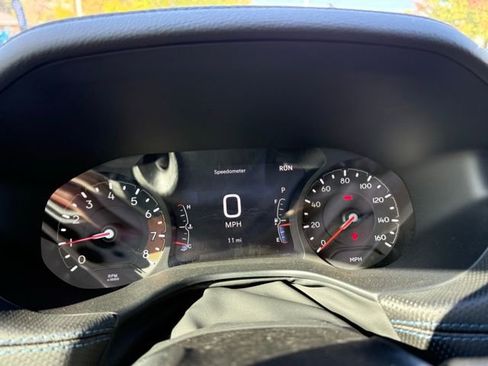 New 2025 Jeep Compass Latitude w/ Sun & Sound Group image 17