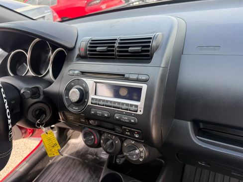 Used 2007 Honda Fit Sport image 22