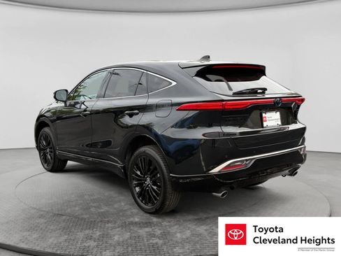 Used 2024 Toyota Venza Nightshade AWD/4WD image 7