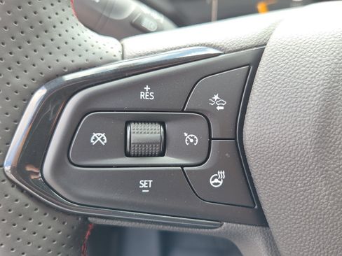 New 2026 Chevrolet Trax RS w/ Sunroof Package FWD image 19