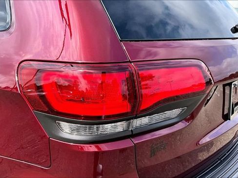 Used 2021 Jeep Grand Cherokee High Altitude AWD/4WD image 29