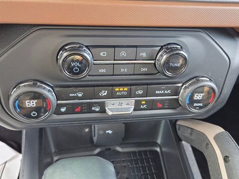 Certified 2024 Ford Bronco Outer Banks image 20